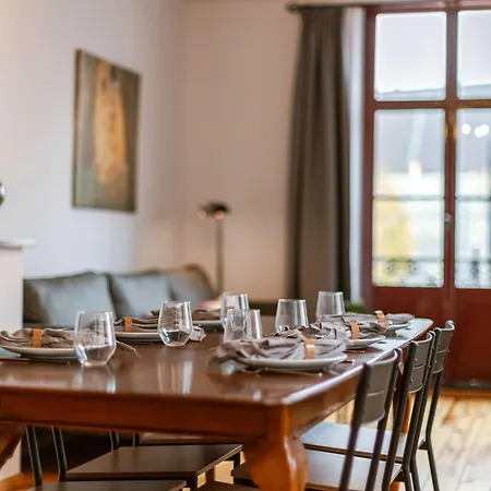 Huswell - Charming In The Heart Of Ghent