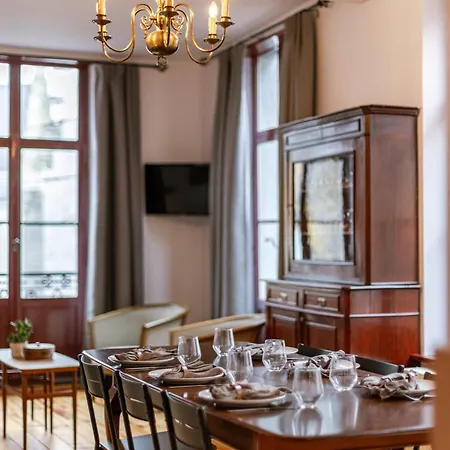 Апартаменты Huswell - Charming In The Heart Of *