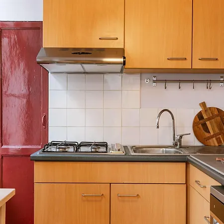 Huswell - Charming In The Heart Of Апартаменты